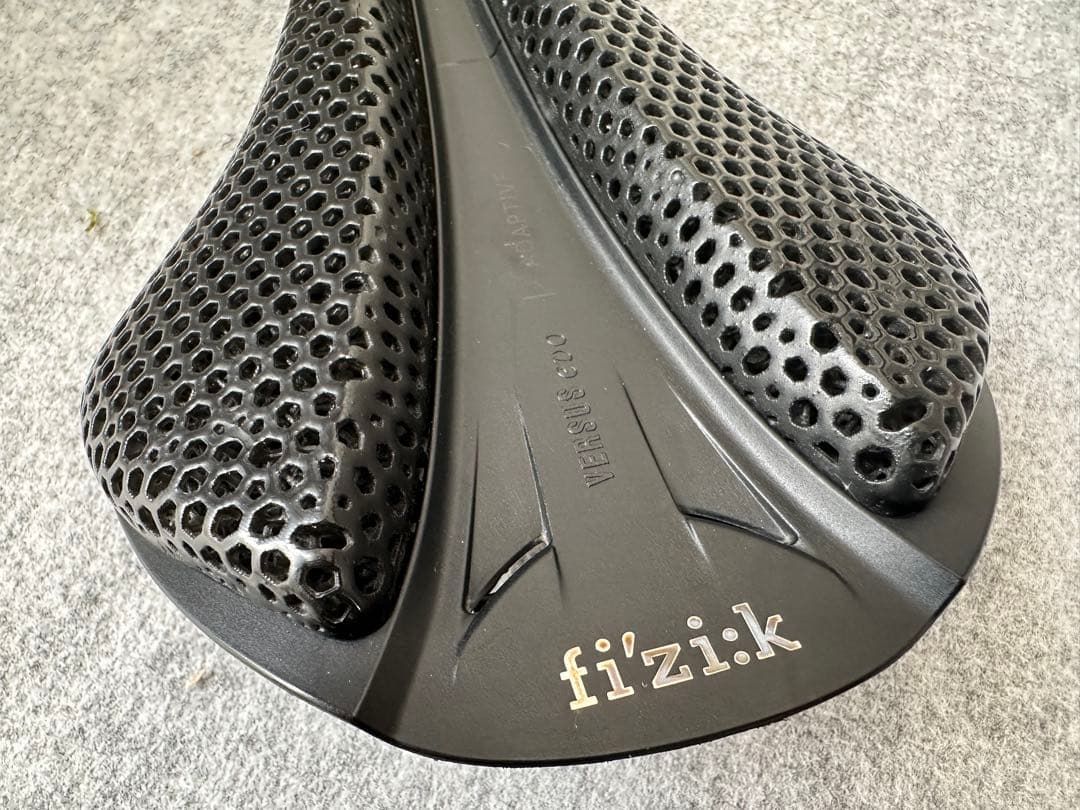 fizik フィジーク アンタレス VERSUS EVO R1 ADAPTIVE