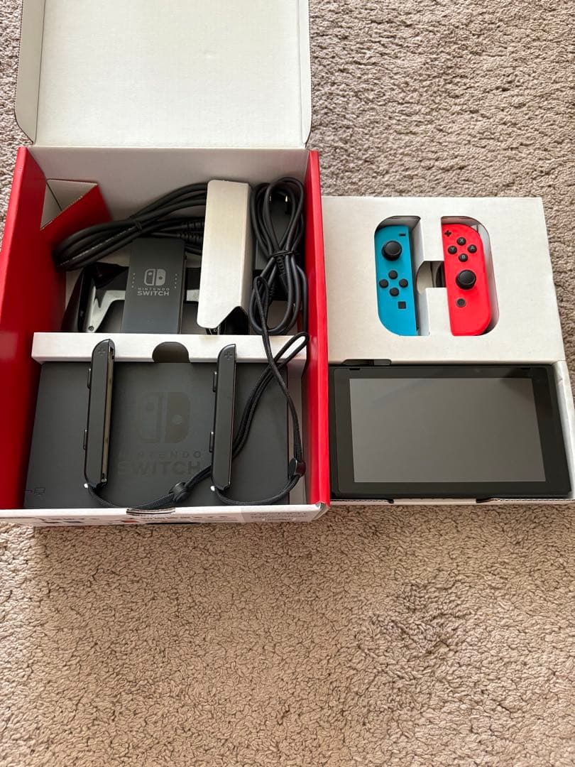 Nintendo Switch 本体 青 赤 Joy-Con