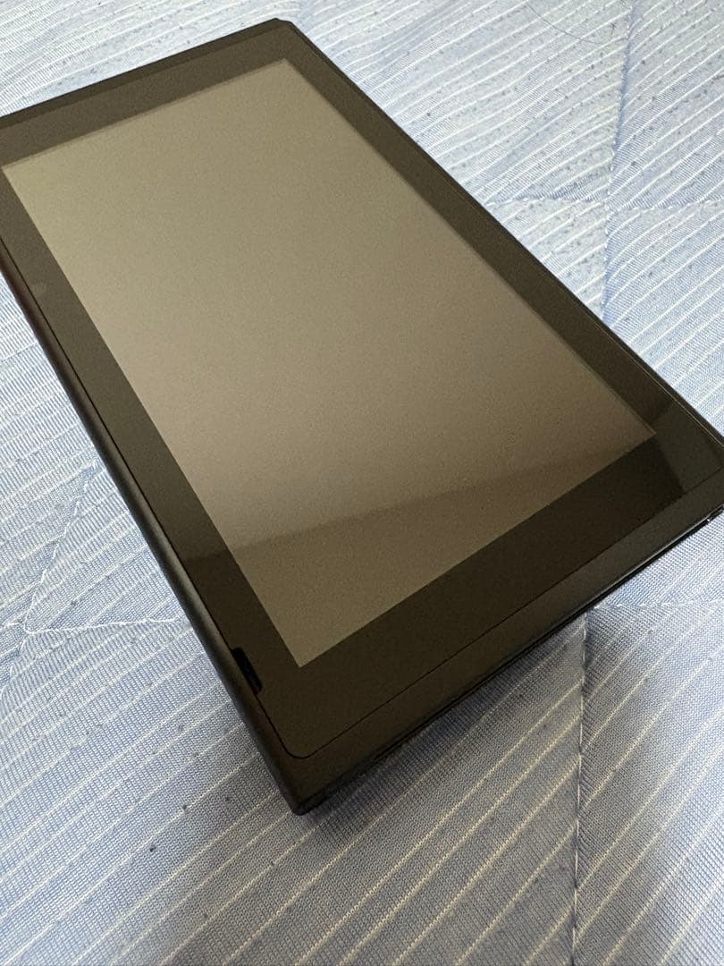 Nintendo Switch 本体 青 赤 Joy-Con