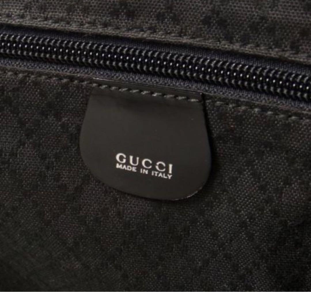 GUCCI グッチ　小旅行用バッグ