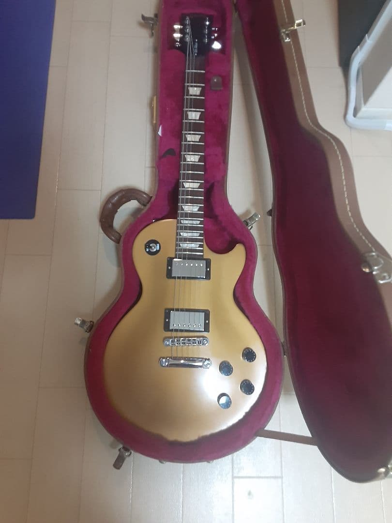 ギブソンレスポール　トリビュート　60S ゴールドトップ