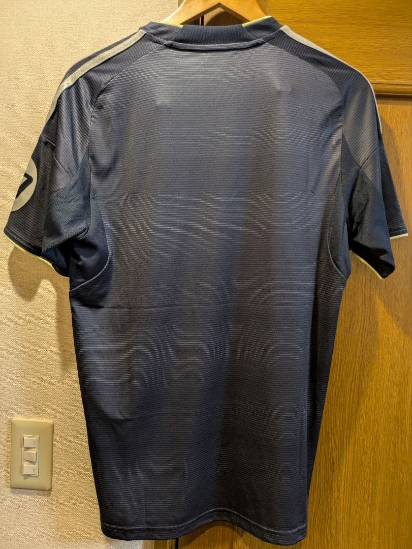 国内正規品【新品未使用】レアル・マドリード 25/26 アウェイ ユニフォーム