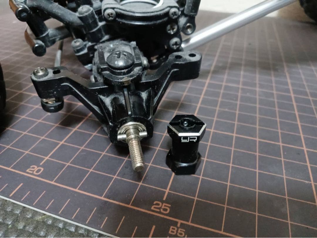 タミヤCR-01フォードブロンコ1973ボディ付き