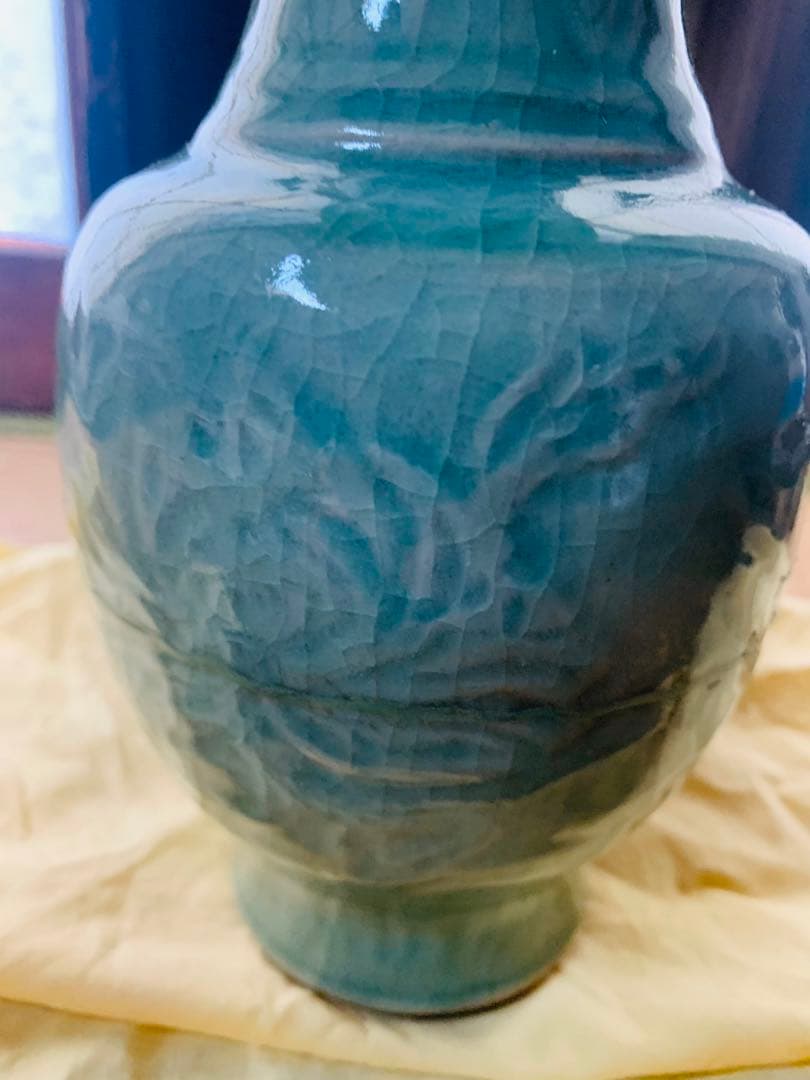 中国元時代(明時代初期)青磁花瓶