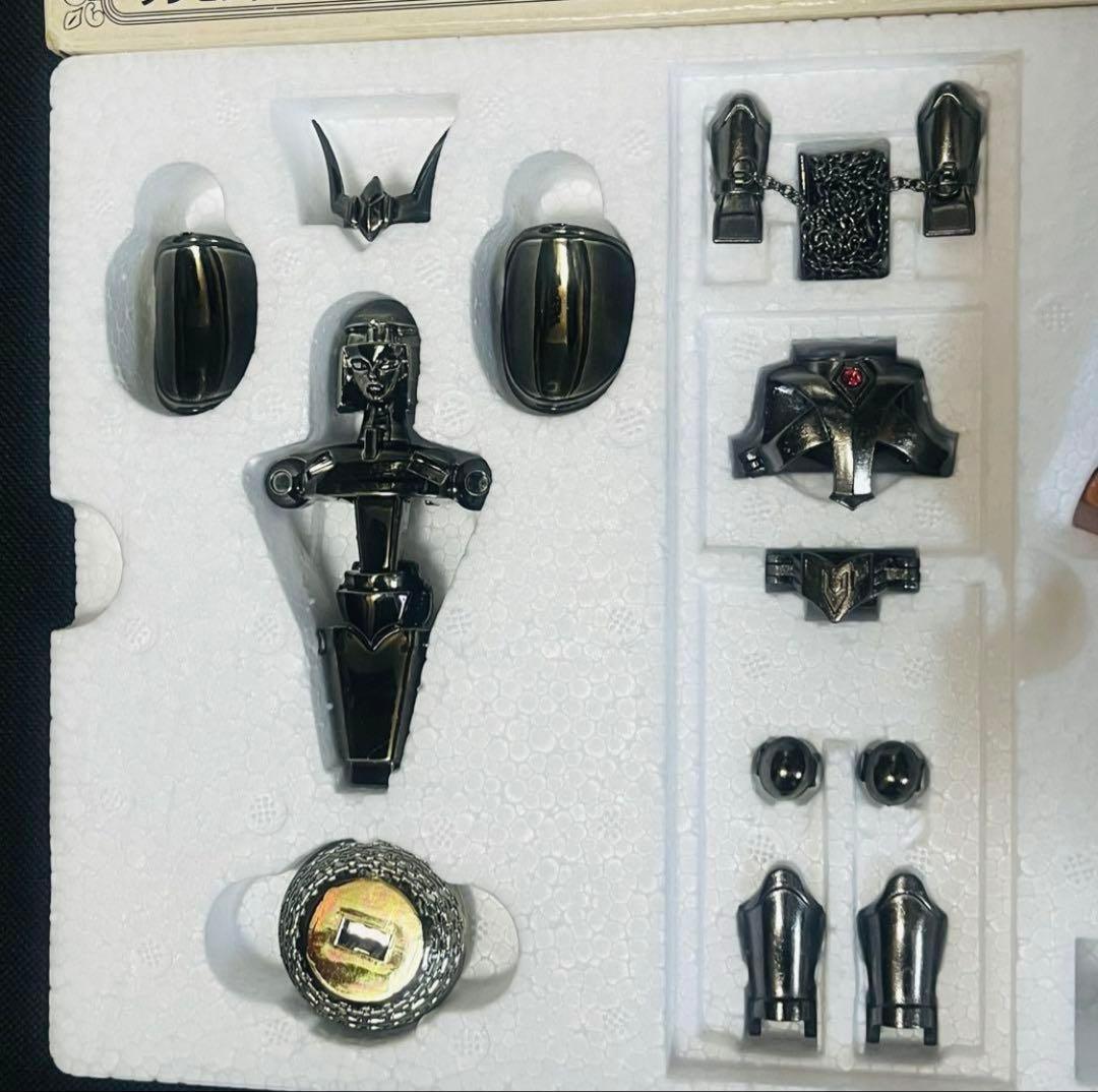 聖闘士星矢 聖衣大系　暗黒聖衣 新生　ブラックアンドロメダクロス　抽選プレゼント