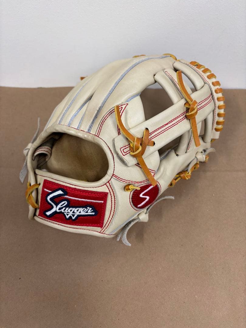 スラッガー　軟式内野用　オーダー