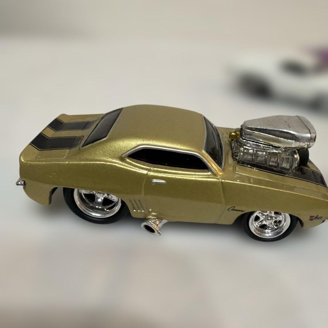 「マッスルマシーンズ (Muscle Machines)」 8台