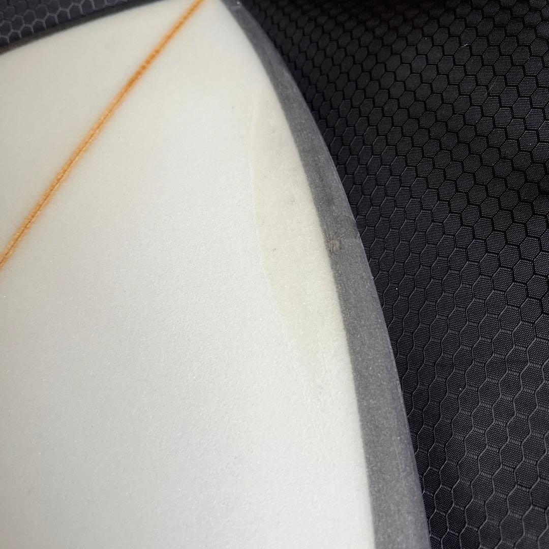 サーフボード　DHD ミニツイン　5.7