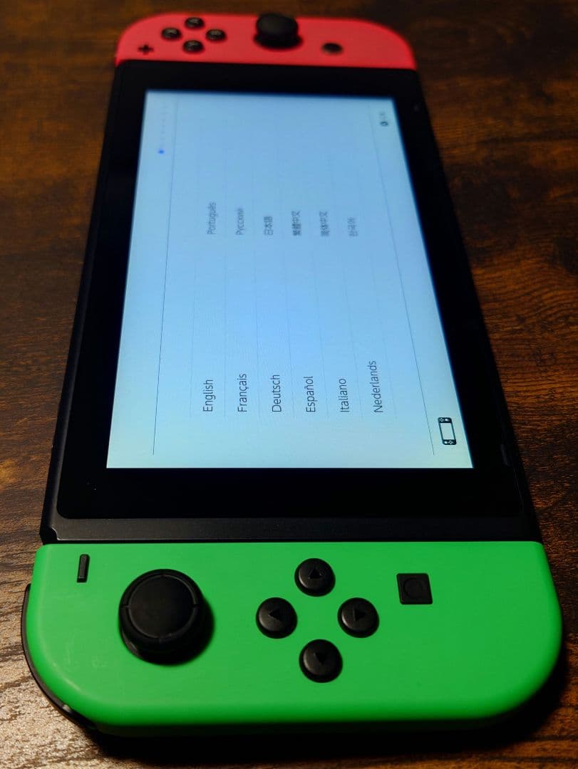 Nintendo Switch バッテリー強化版 緑 赤 箱無し