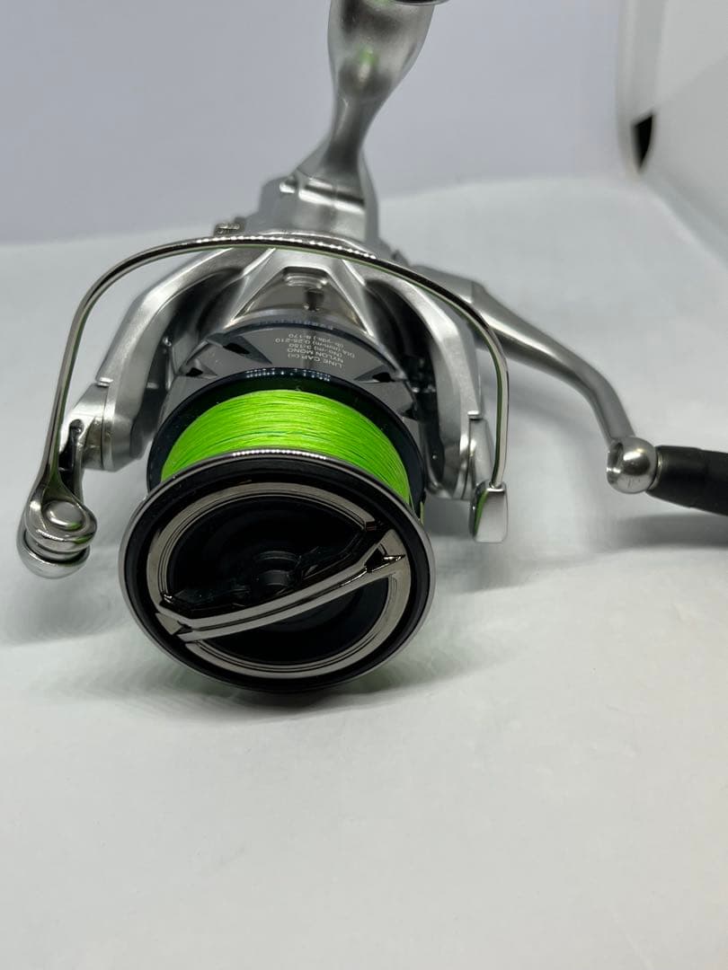 シマノ SHIMANO スピニングリール 23 ストラディック C3000HG