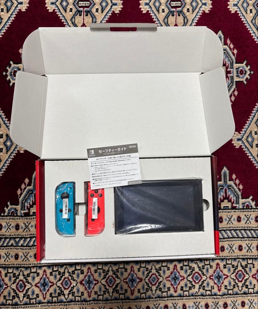 Nintendo Switch 本体　バッテリー強化版　sdカード付き