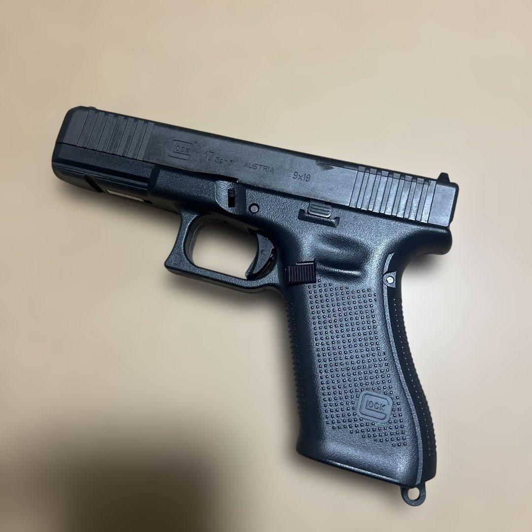 東京マルイ G17 Gen5 予備マガジン付き