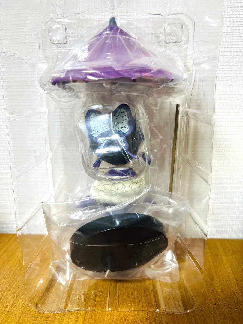 海外限定 鬼滅の刃 フィギュア 梅雨シリーズ 胡蝶しのぶ