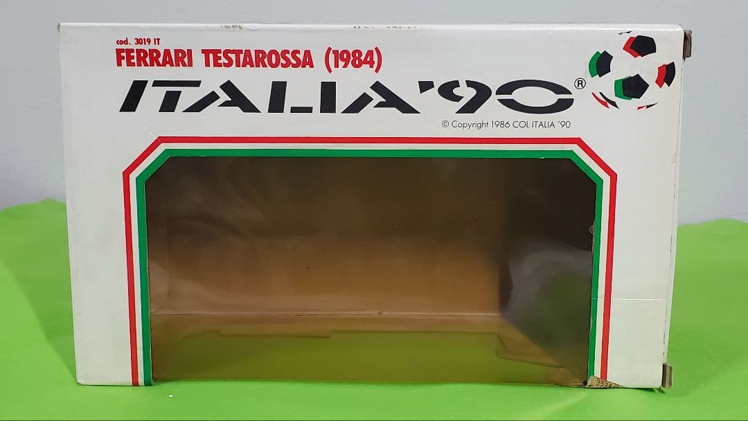 1/18ブラーゴ 1990年イタリアワールドカップ限定 フェラーリ・テスタロッサ