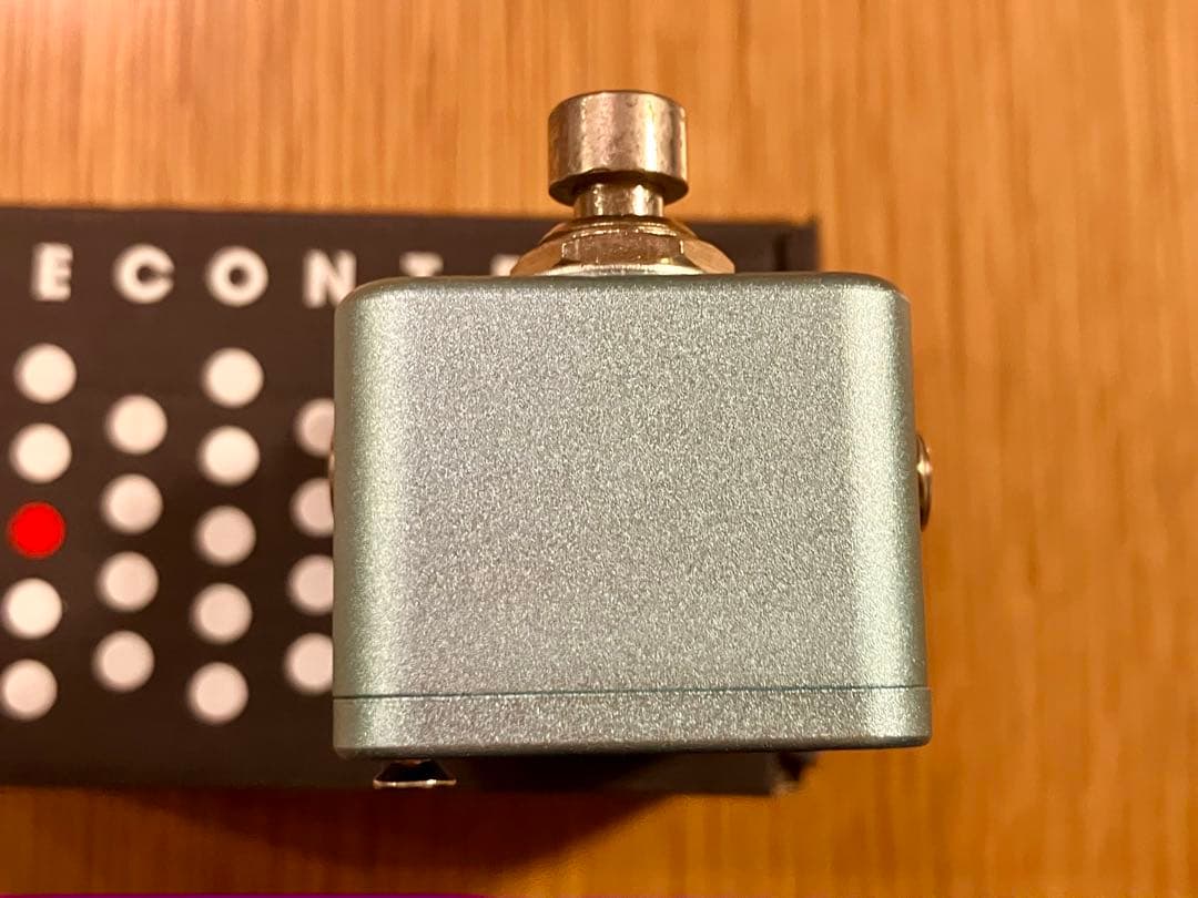 One Control Blues 360 AIAB ベースエフェクター