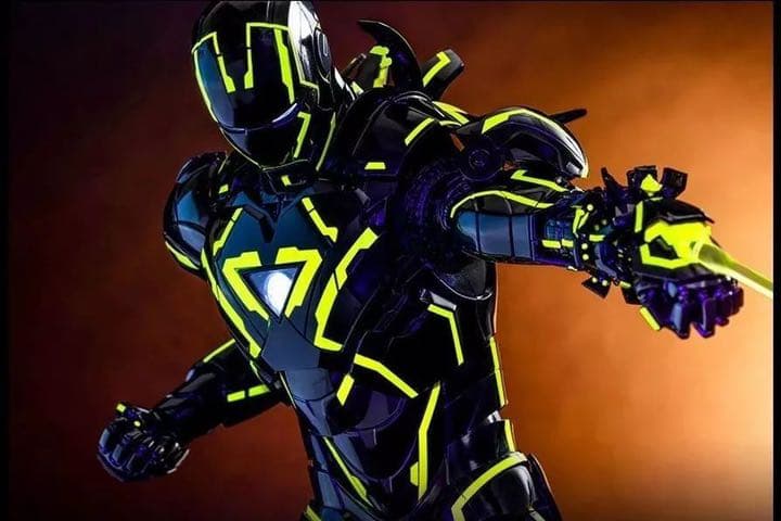 ホットトイズ　アイアンマン2.0 NeonTech