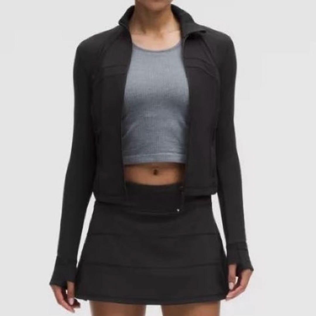 美品lululemonルルレモンクロップDefineジャケットリブ黒ブラック6M