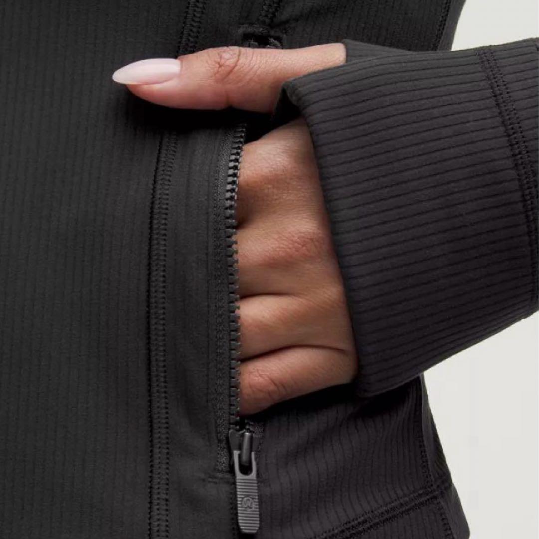 美品lululemonルルレモンクロップDefineジャケットリブ黒ブラック6M