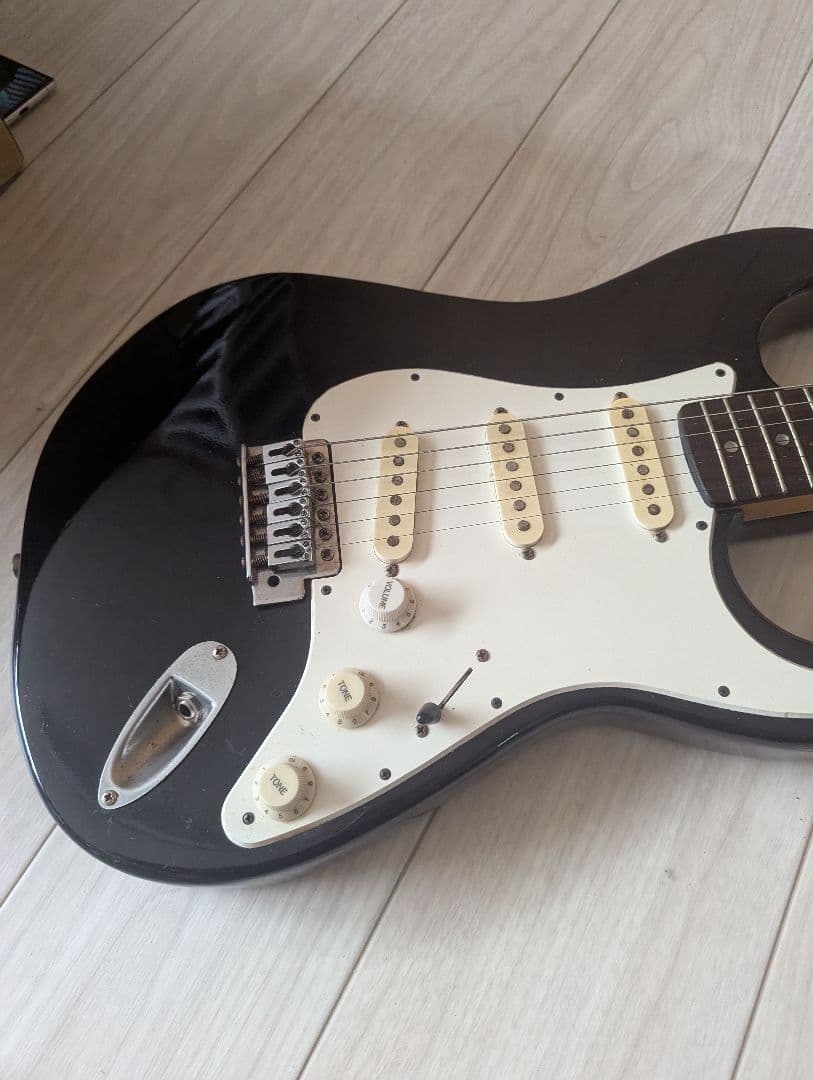 Marina M-STストラトタイプ エレキギター