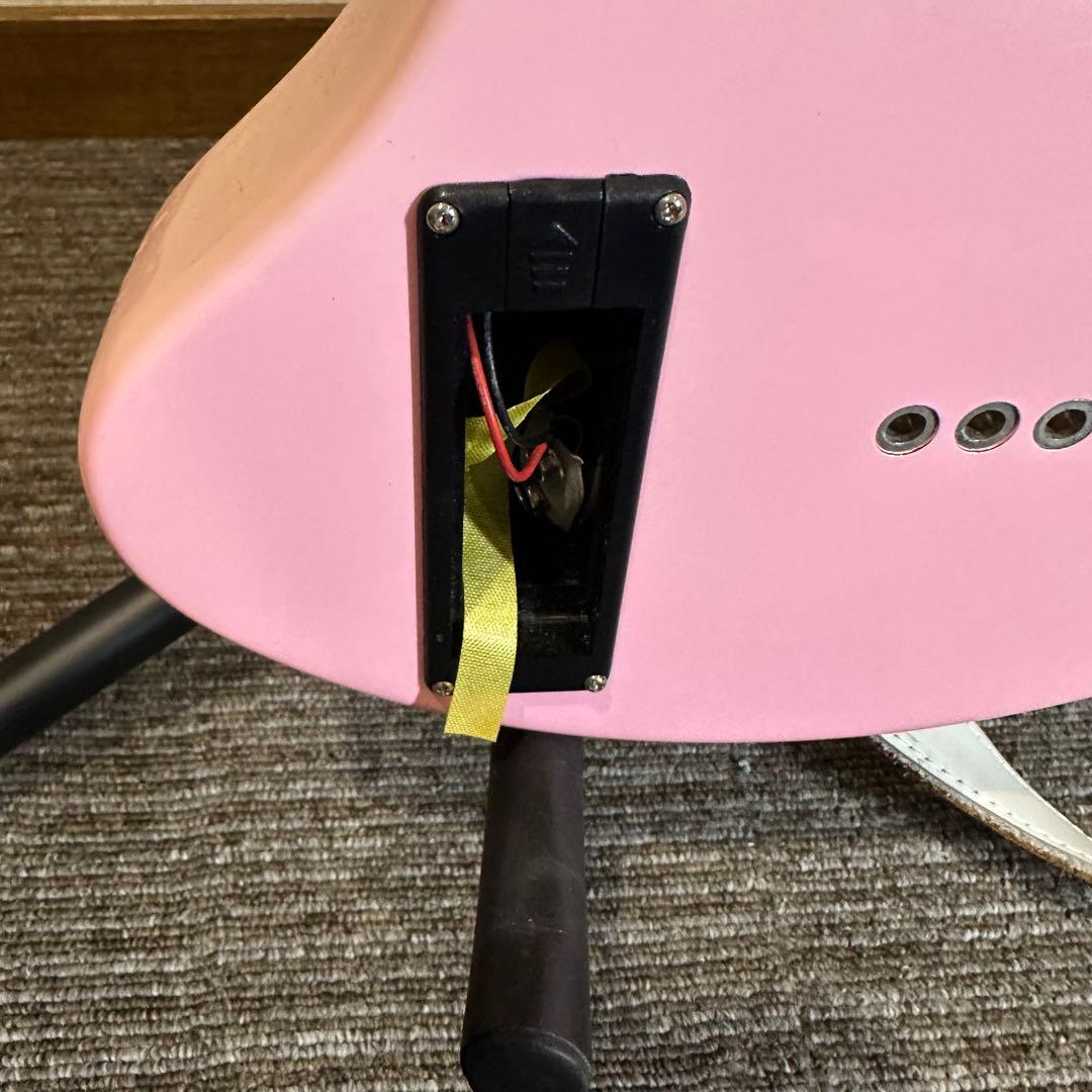 【美品】ZO-3 ピンク アンプ内蔵ミニギター