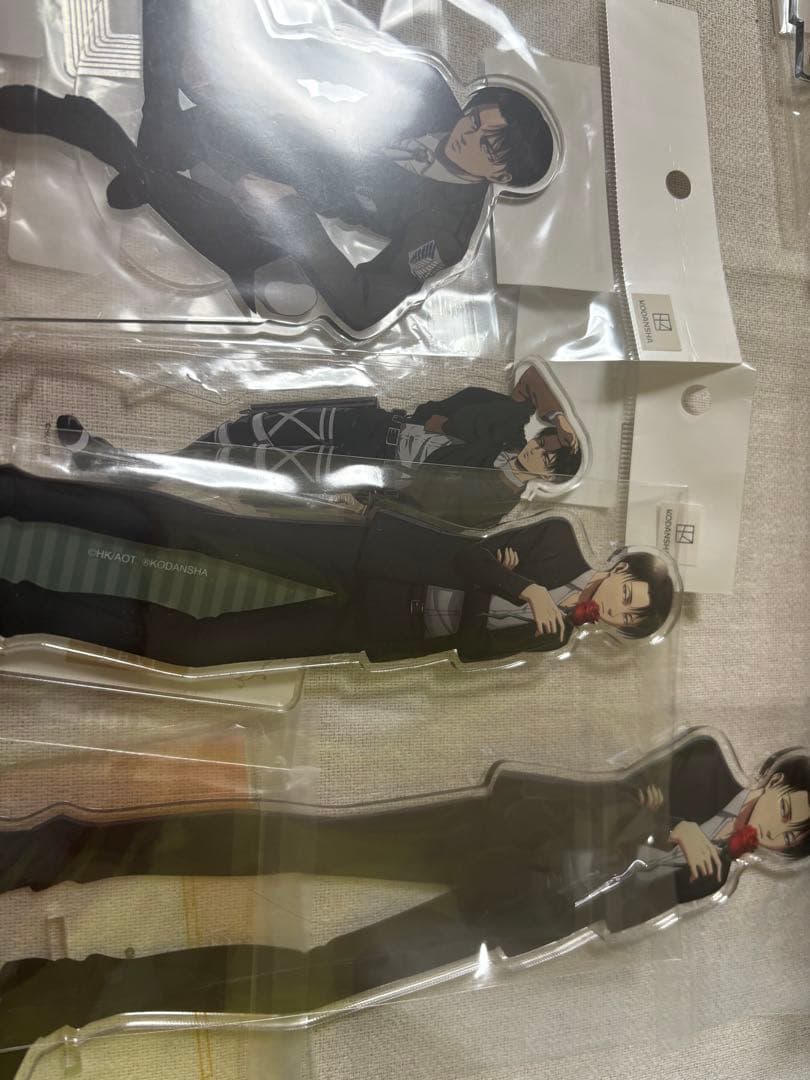 進撃の巨人 リヴァイ兵長 アクリルスタンドまとめ売り