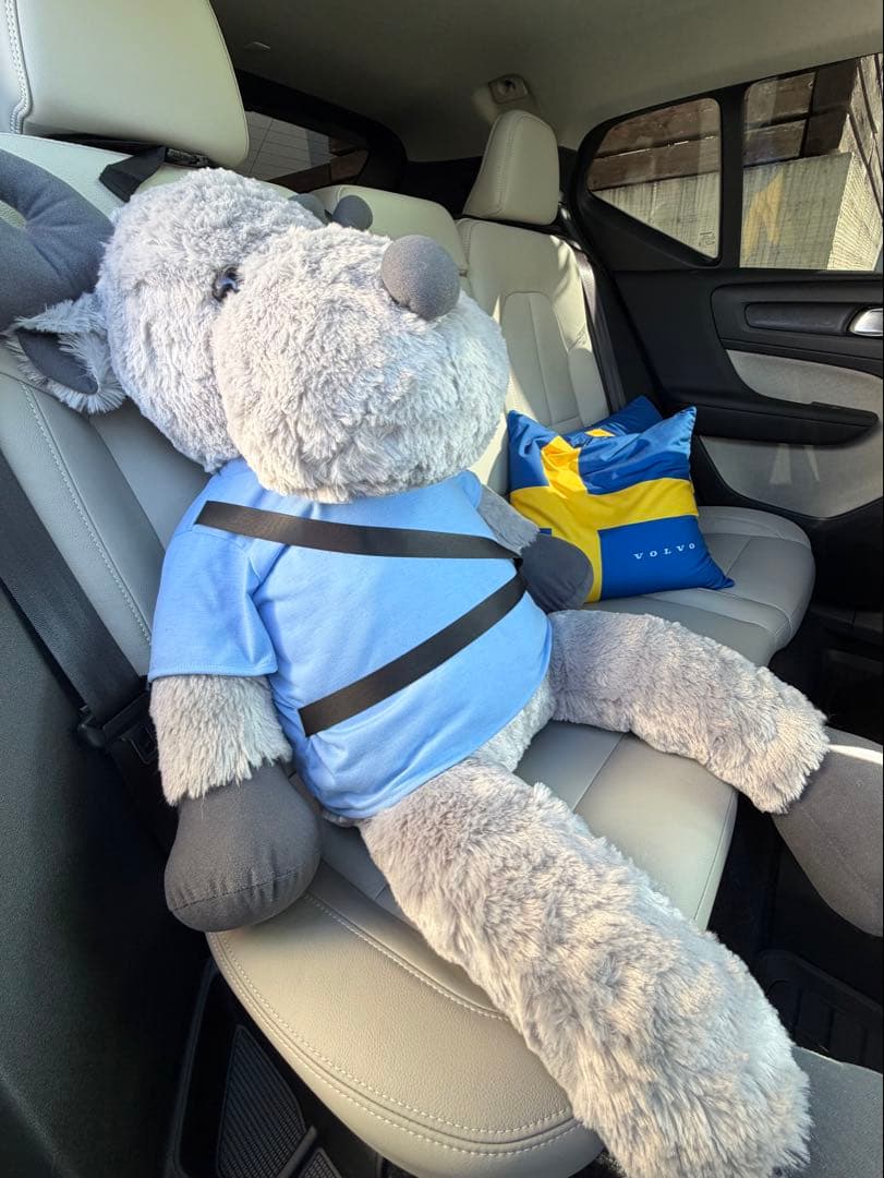 VOLVO ボルボ ジャンボエルク ぬいぐるみ