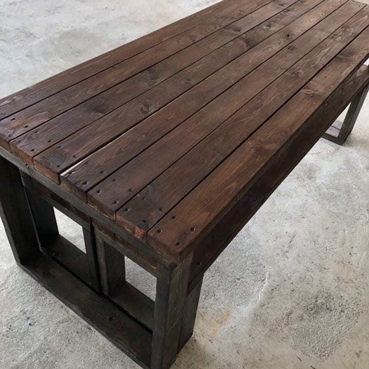 屋外テーブルイスセット　ハンドメイド