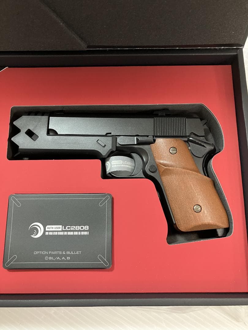 千束の銃　リコリス　ハンドガン