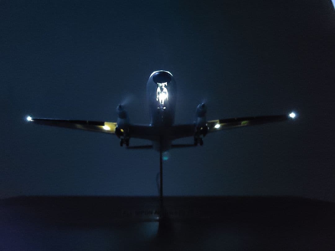 きり 全日空 YS11 モヒカン 1/144 完成品