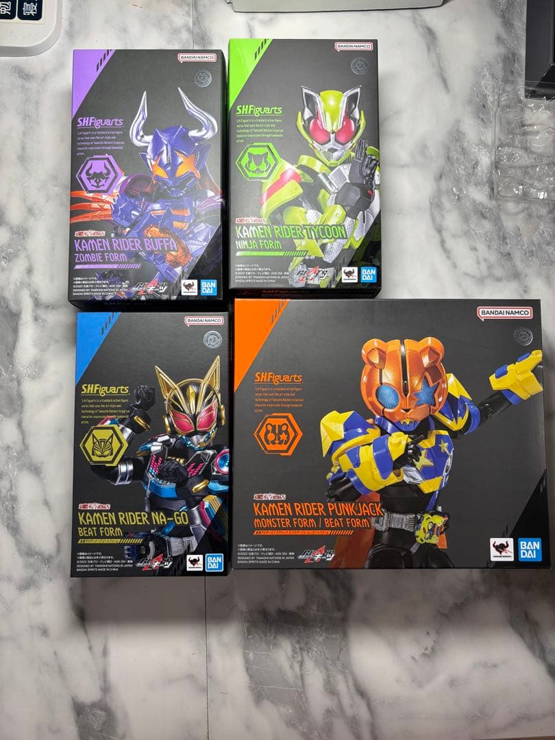 仮面ライダー フィギュアーツ　仮面ライダーギーツ　16点セット