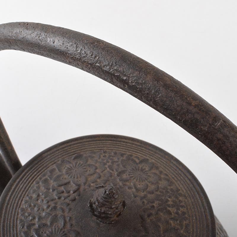 南部鉄器　桜文　鉄瓶　鉄釜　V　6378