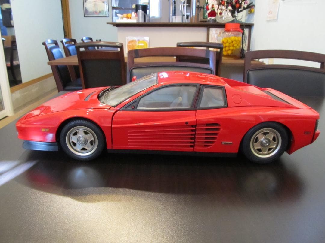 現状品★廃盤★イタリア【ポケール社】1/8フェラーリ　テスタロッサ完成品