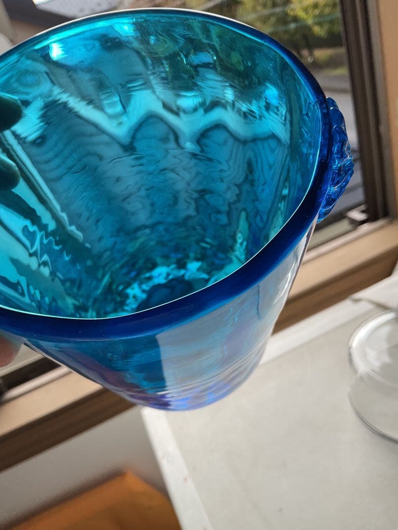 美しいブルーガラスのアイスペール「マドラー付き」