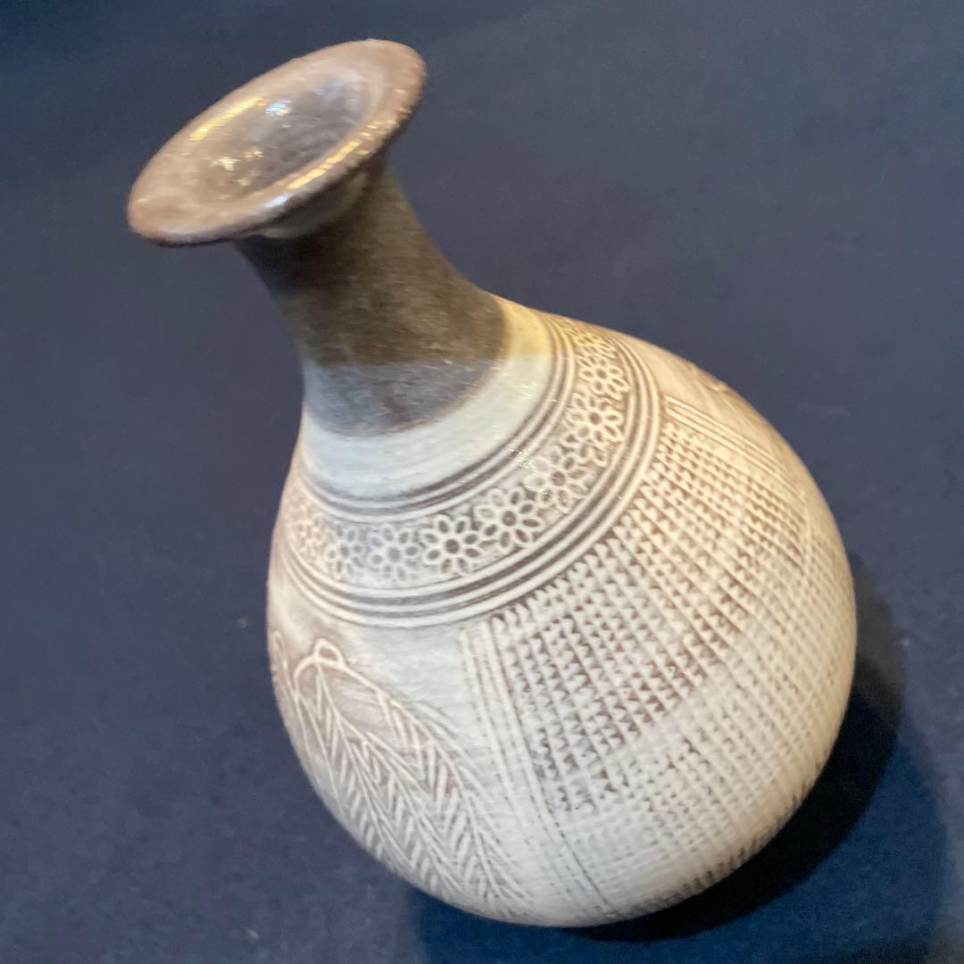 唐津焼　名工【中里 重利】(造)の『三島 徳利』共箱※美品　徳利