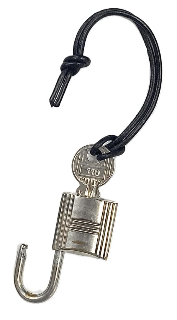 エルメス カデナ＆キー＆革紐 No.110 シルバー 中古品 (59105)