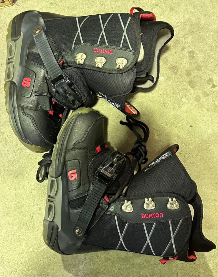 G1579 BURTON スノーボードブーツ 黒赤　26.5 メンズ