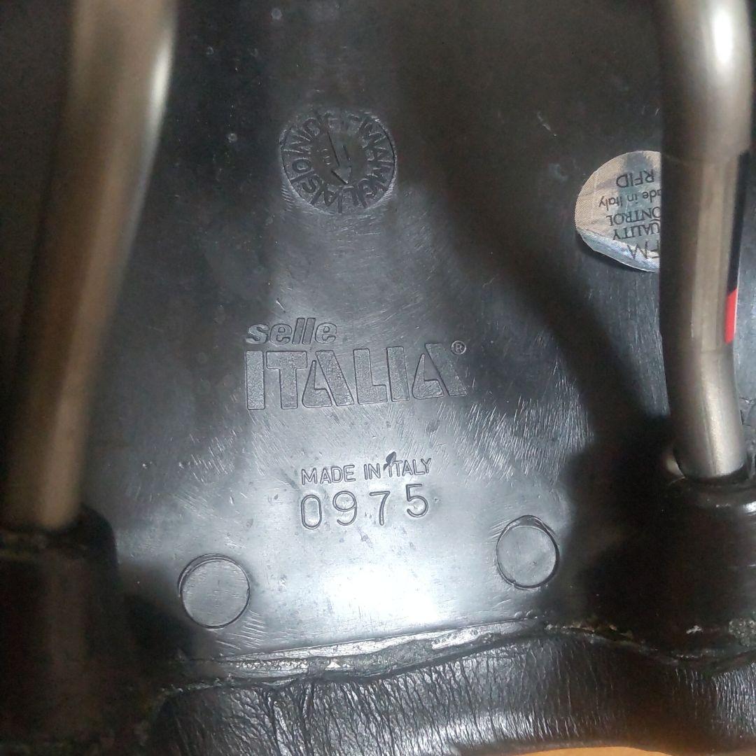 セライタリアmilano turbo bonnie