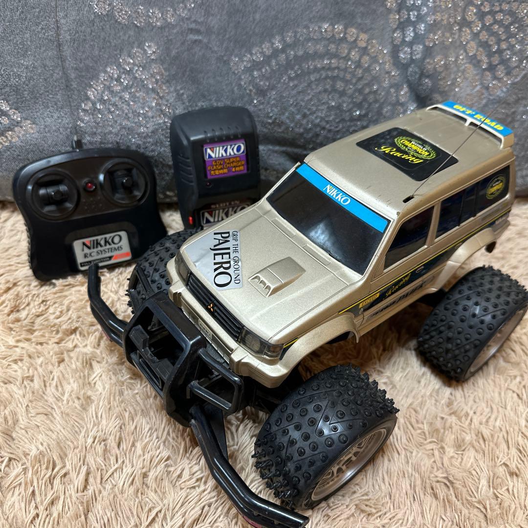 【希少品】PAJERO ラジコンカー
