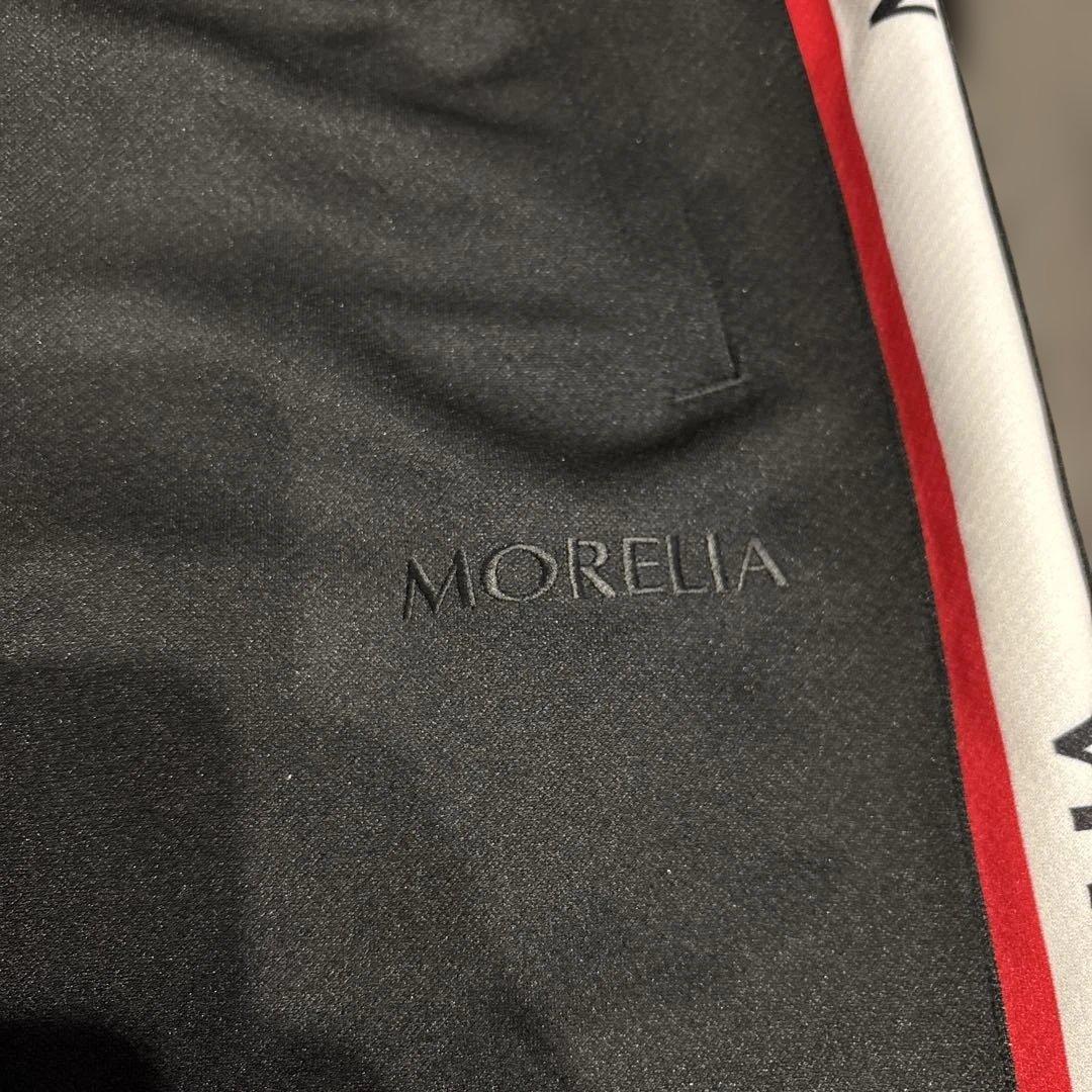 Mizuno MORELIA ブラックジャージ