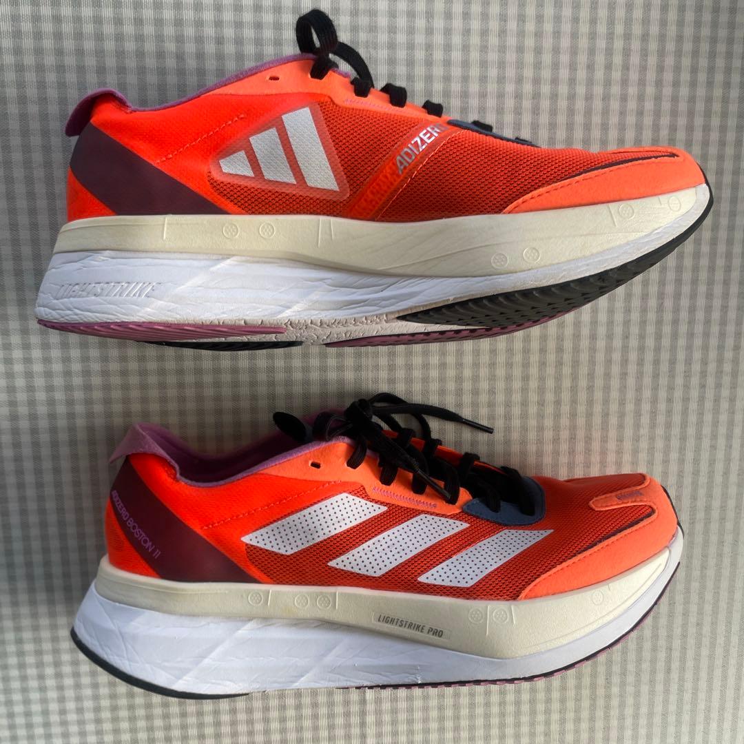 【美品】adidas ADIZERO BOSTON 11 26.5cm