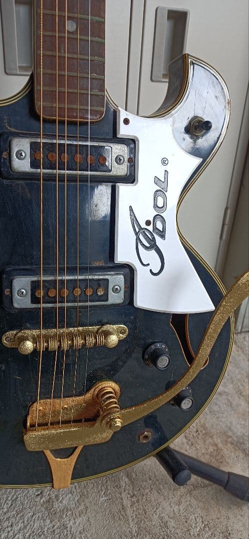 IDOL エレキギター ブラック