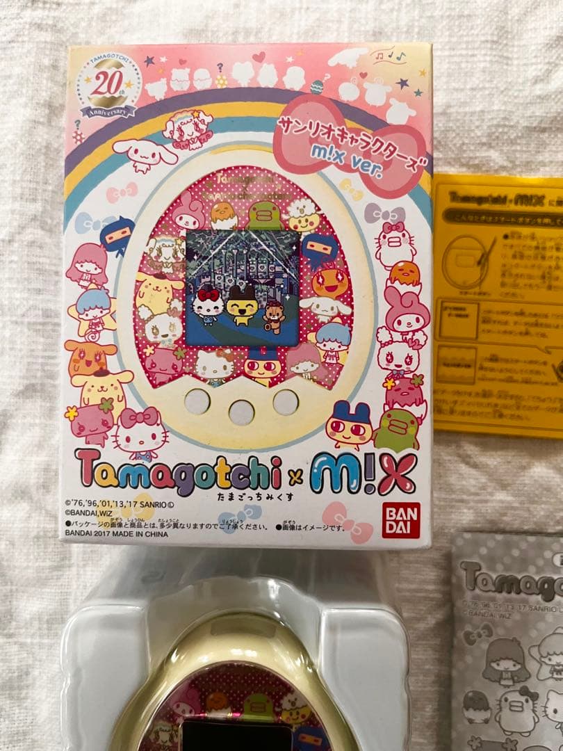 Tamagotchi m!x たまごっちみくす　サンリオキャラクターズ
