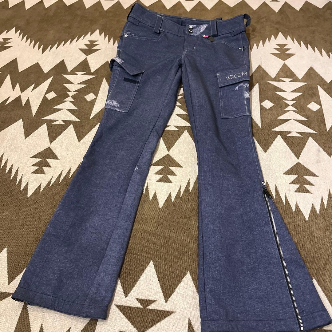 VOLCOMウェア上下セットS〜Mサイズ　パンツ×2本＋ベルト