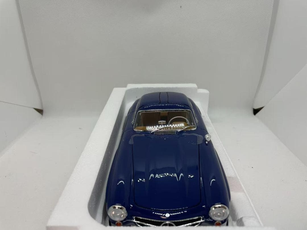 304-061 ノレブ 1/18 メルセデスベンツ 300 SL 1954