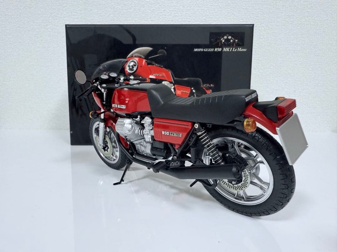1/12 モトグッチ850MK1 ルマン　ミニチャンプス