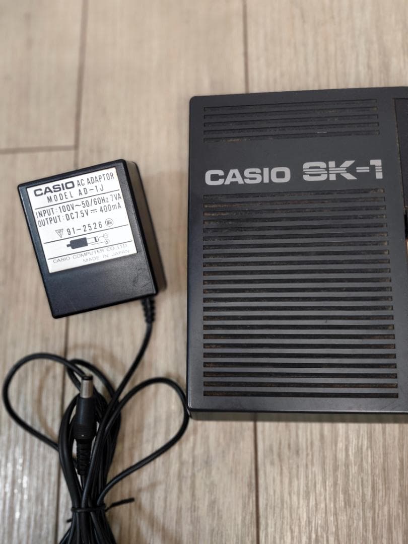 CASIO サンプリングキーボード SK-1 ACアダプター付き 音出し確認済