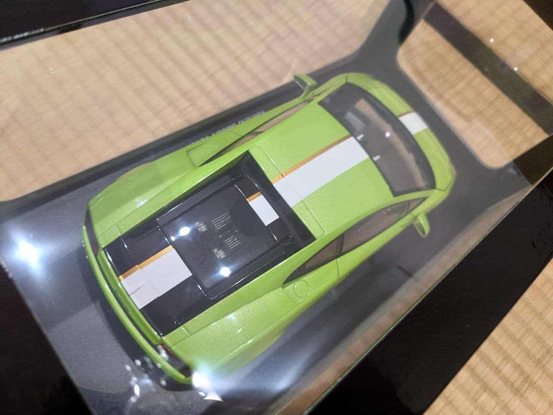 ランボルギーニ　ガヤルド　グリーン　1/18