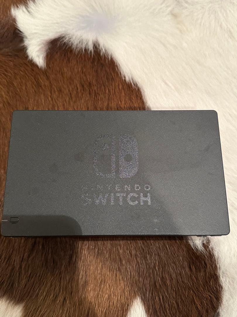 hiro　Switch 本体Nintendo純正プロコンピクミンソフト