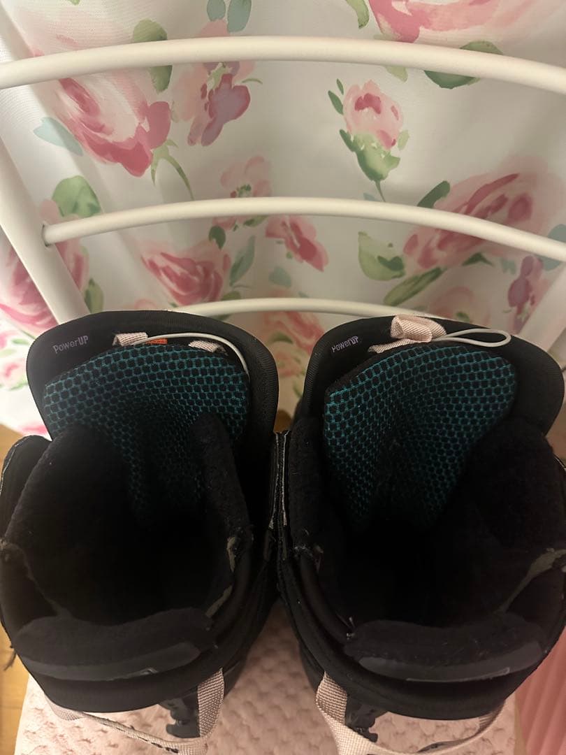 Burton Ritual Step Onバートン女性用スノーボードブーツ