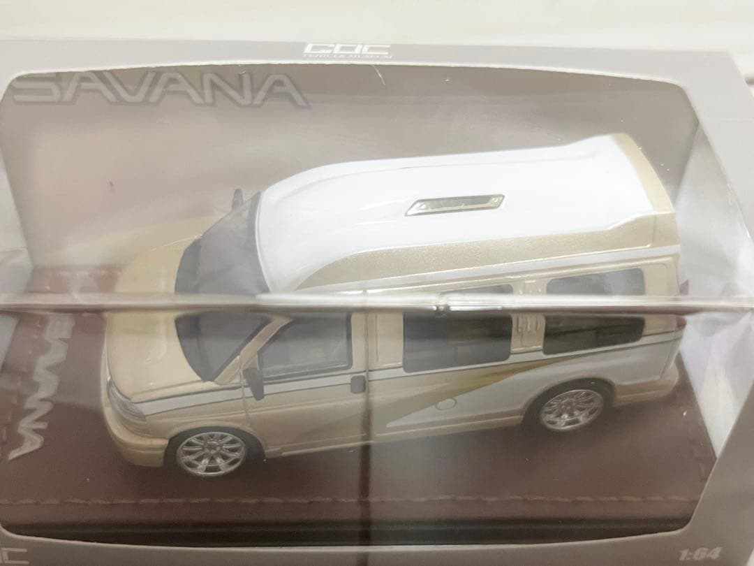 《新品箱付》1:64 SAVANA ミニカー